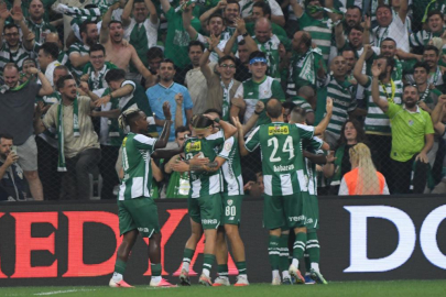 BURSASPOR'UN GALİBİYET HASRETİNE EROKSPOR ENGELİ