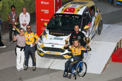 BURSALI RALLİCİ KÜBRA DENİZCİ KESKİN’DEN ÇİFTE BAŞARI