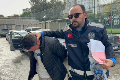 EVE PENCEREDEN GİRİP BIÇAKLA CÜZDAN GASP ETTİ