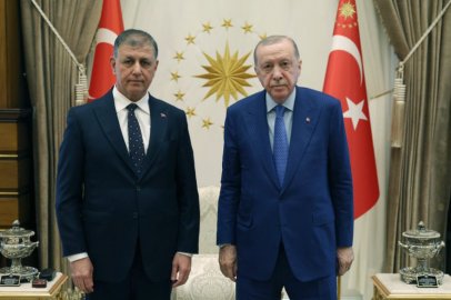 CUMHURBAŞKANI ERDOĞAN CEMİL TUGAY'I KÜLLİYE'DE AĞIRLADI