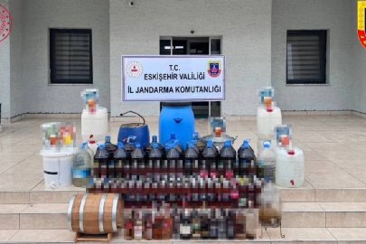 EVDE ALKOL DAMITMAK İÇİN KURDUĞU SİSTEMİ JANDARMA TOPLADI