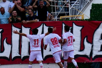 GEMLİK SÜMERBEY FUTBOL TARAFTARI EKRAN BAŞINA