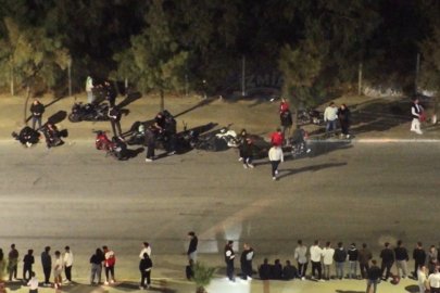 İZMİR'DE DRİFT DENETİMİ: 17 ARAÇ TRAFİKTEN MEN EDİLDİ