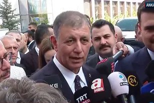AK PARTİ'YE KATILAN CEMİL TUGAY: İZMİR BİR ANDA RAHATLAYACAK, İYİ OLACAK!
