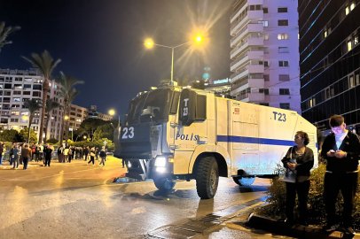 İZMİRLİ'NİN CEMİL TUGAY TEPKİSİ: PROTESTOYA TOMA VE POLİS ENGELİ