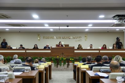 KARABAĞLAR'DA 2027 YILI BÜTÇESİ KABUL EDİLDİ: 7 MİLYAR TL