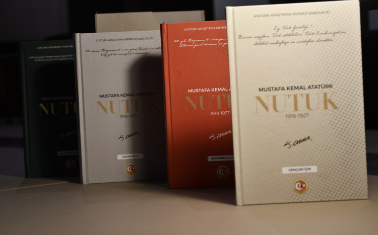 Atatürk'ün kaleme aldığı Nutuk adlı eser