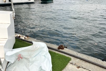İSTANBUL FATİH'TE DENİZDE ERKEK CESEDİ BULUNDU