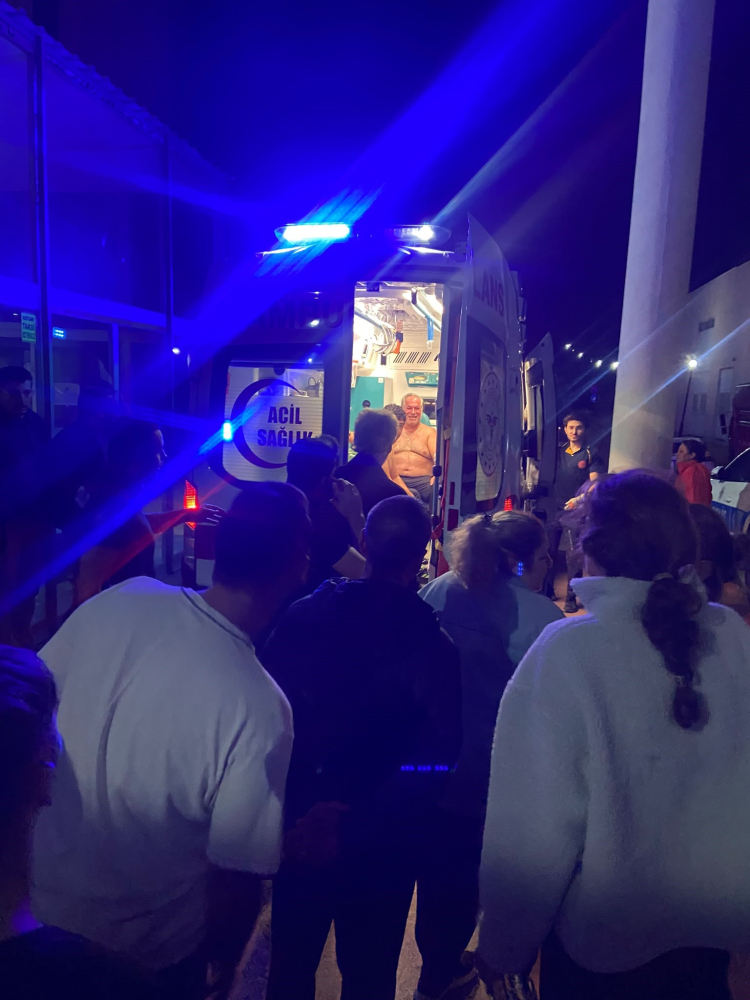Ayvalık'ta tekne battı