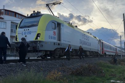 KÜTAHYA'DA TRENİN ÇARPTIĞI GENÇ HAYATINI KAYBETTİ