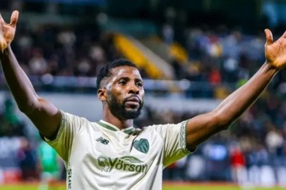 BURSASPOR’UN YILDIZINDAN TARAFTARA ŞAMPİYONLUK SÖZÜ