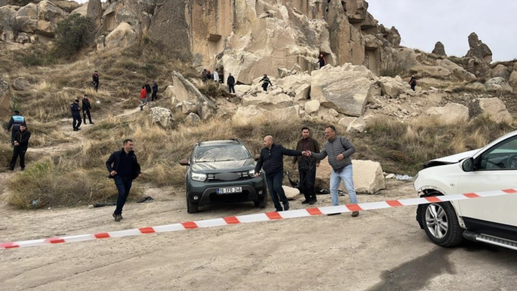 Nevşehir Göreme'de peribacası çöktü