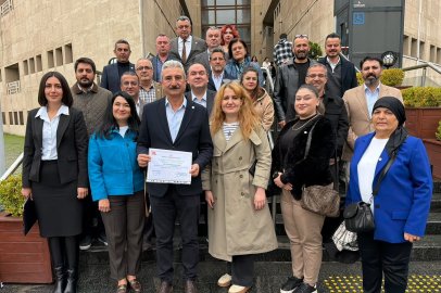 YENİ PARTİ BURSA İL BAŞKANI NİHAT YEŞİLTAŞ MAZBATASINI ALDI